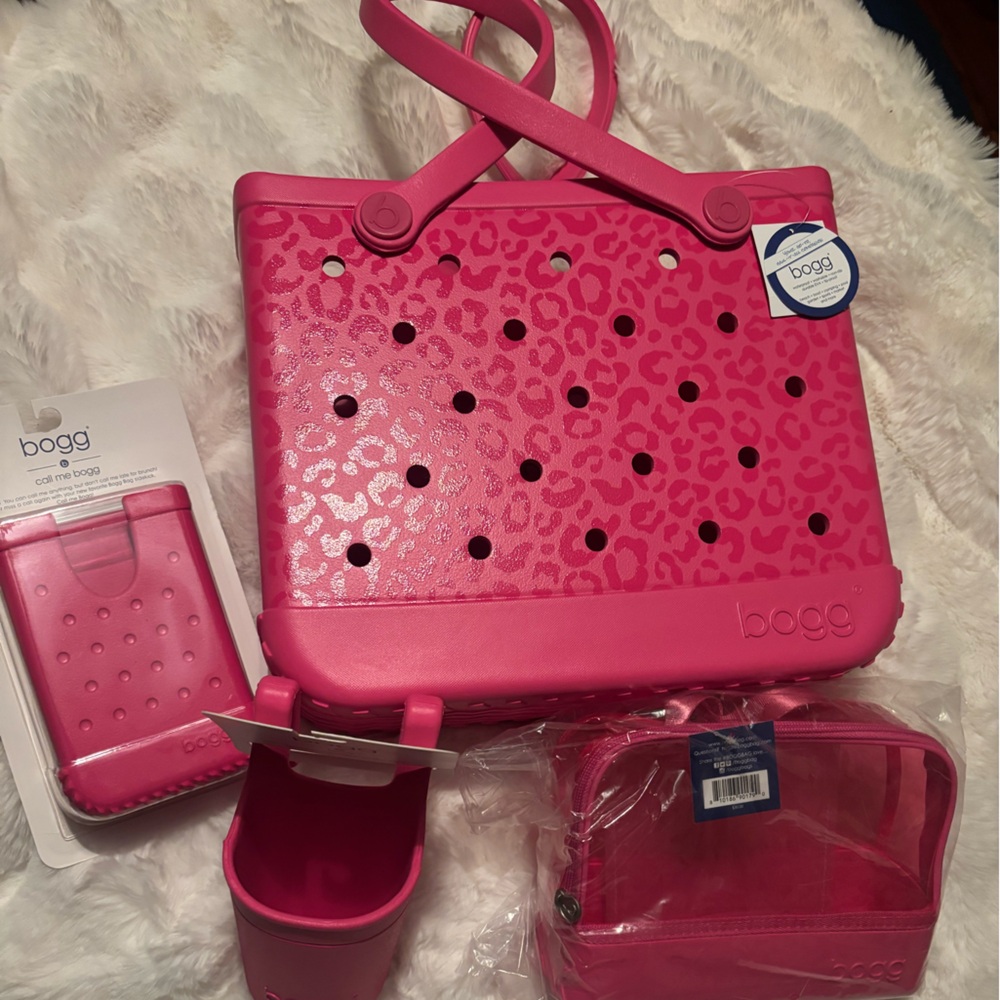 Bogg Pink Leopard Tote Set